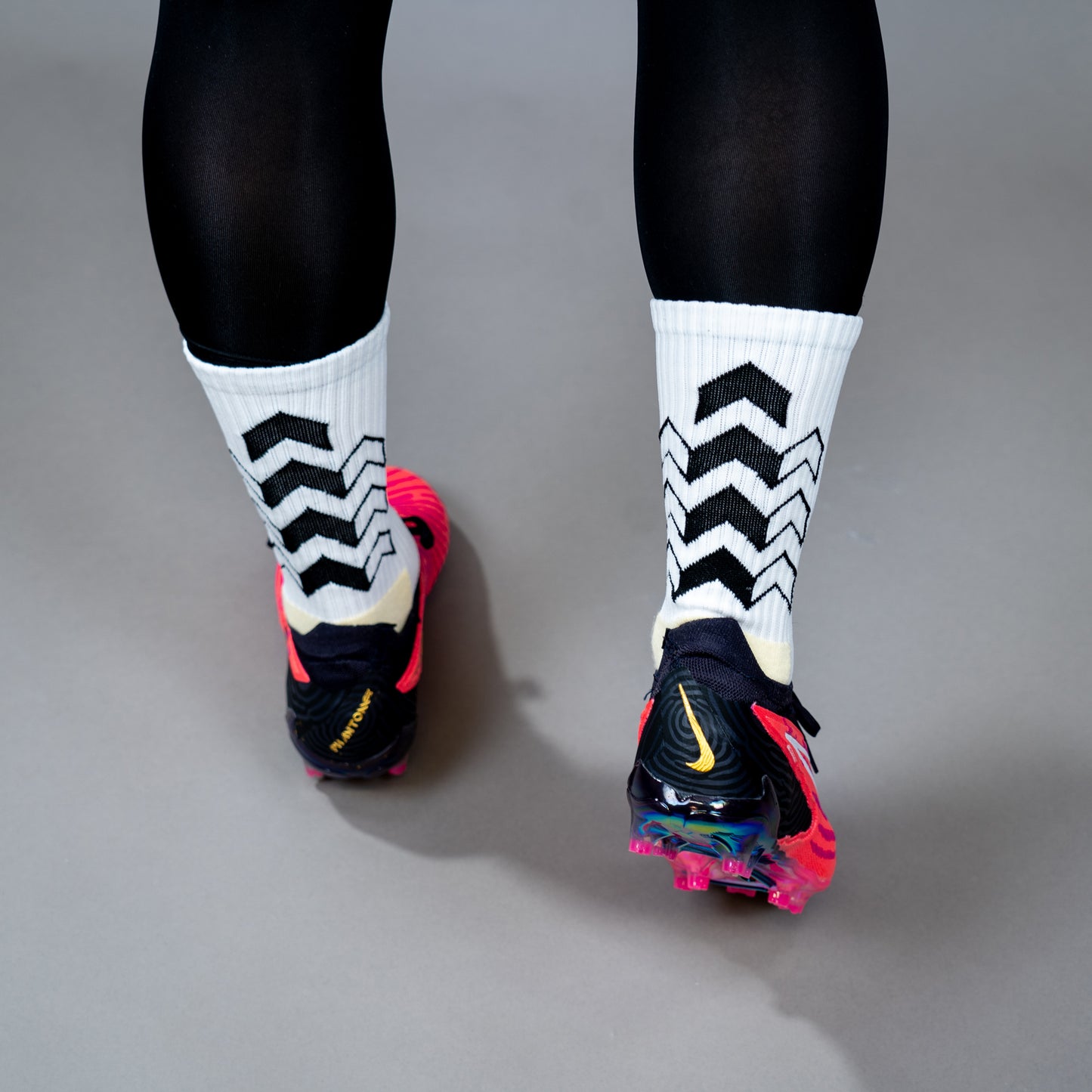 Grip Socks, Gain The Edge Socks, Socks with Grips on the bottom, Football, Athletic, Soccer, Mens Grip Socks, White, Kit on Demand, Anti Slip Socks, Non Slip Grip Socks, Cheap Grip Socks, Socks with rubber grips, Football Boots, Red Boots, Phantom, Firm Ground